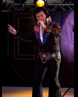 Elvis Impersonator